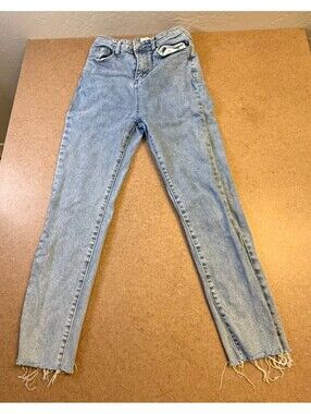 Women's Beigy Jeans High Waisted Mom Size M